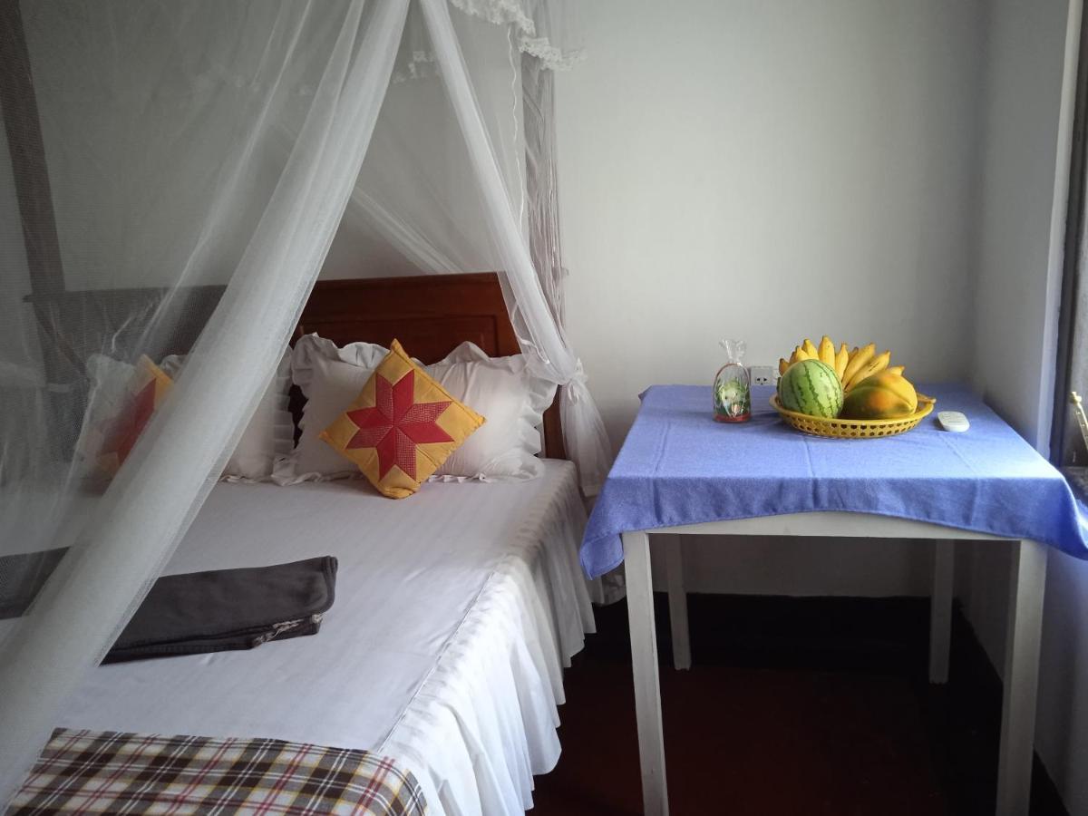 Sanaya Homestay Тангале Екстериор снимка
