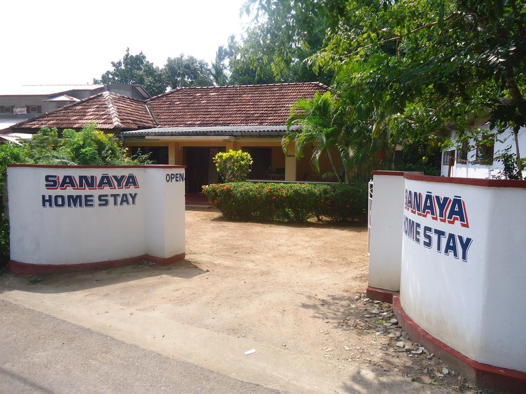 Sanaya Homestay Тангале Екстериор снимка