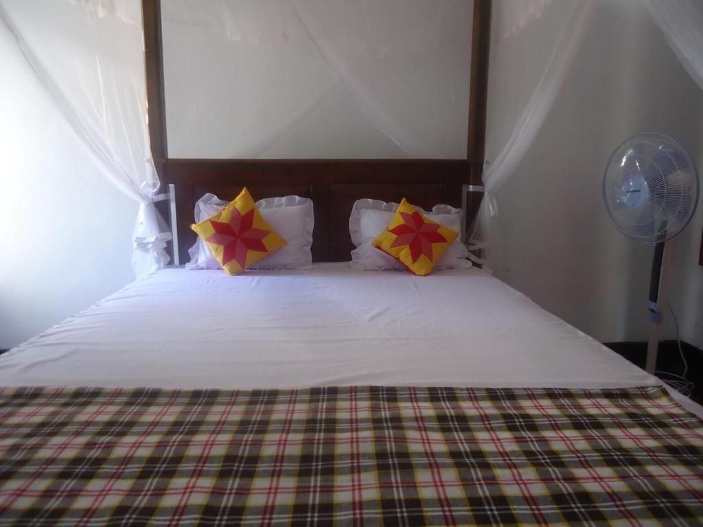 Sanaya Homestay Тангале Екстериор снимка